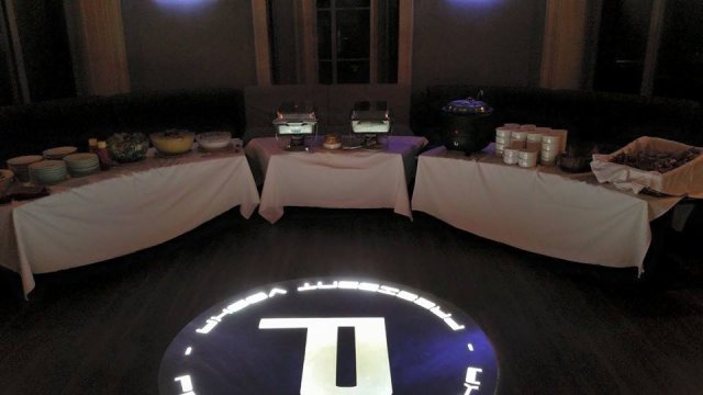 catering zone 30